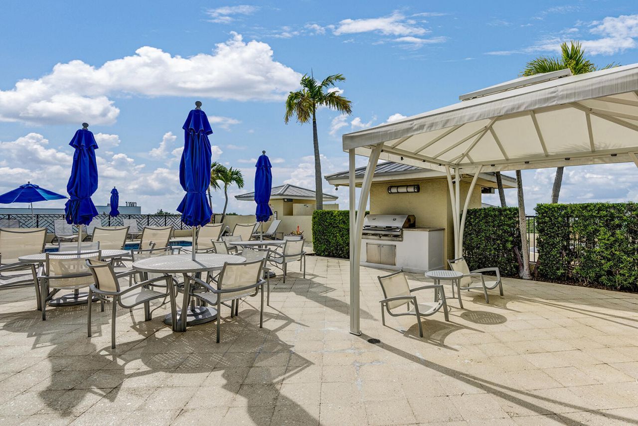 235 NE 1st Street, Unit 404, Delray Beach, FL 33444 Photo