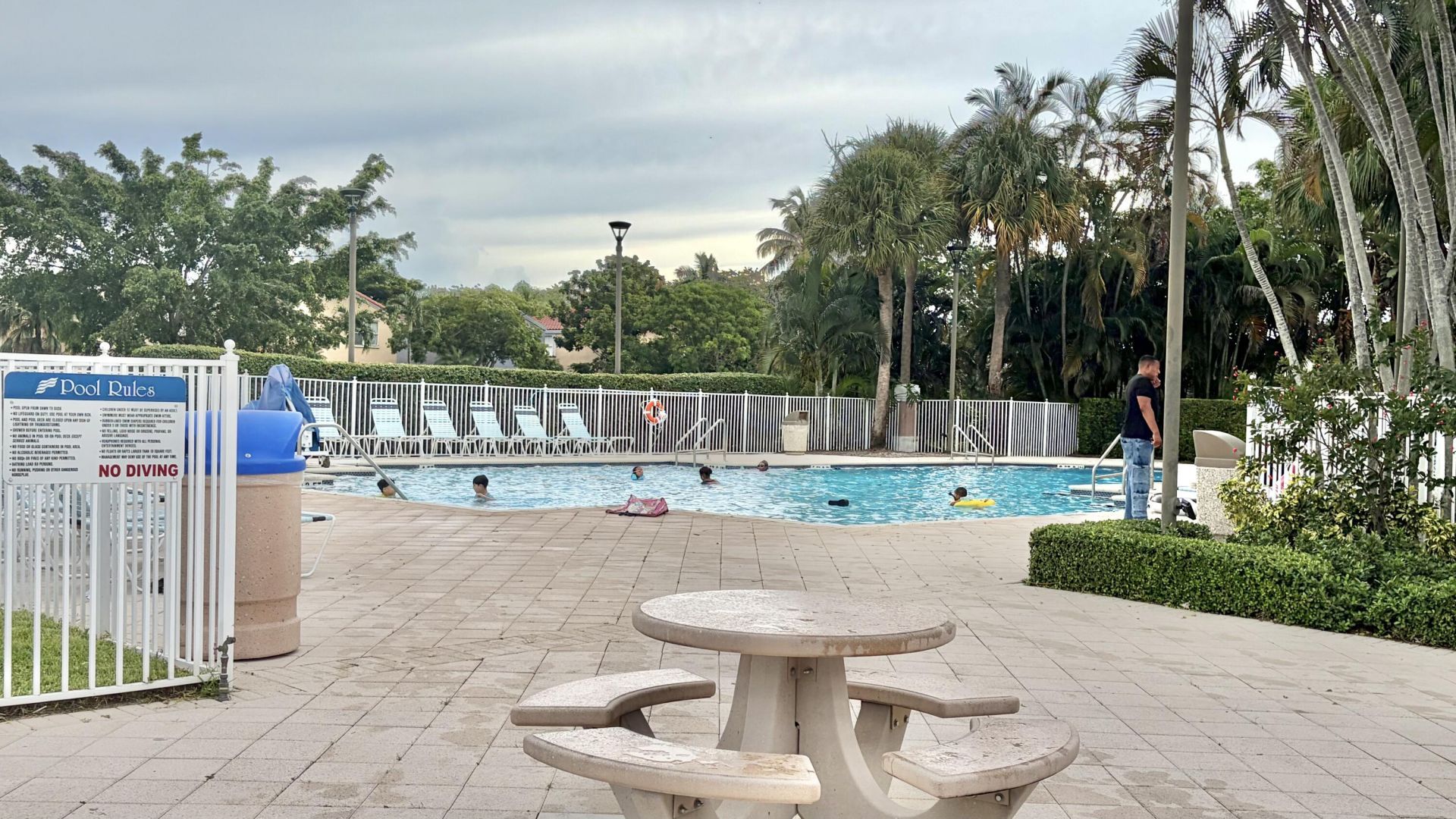 3130 Sunset Circle, Margate, FL 33063 Photo