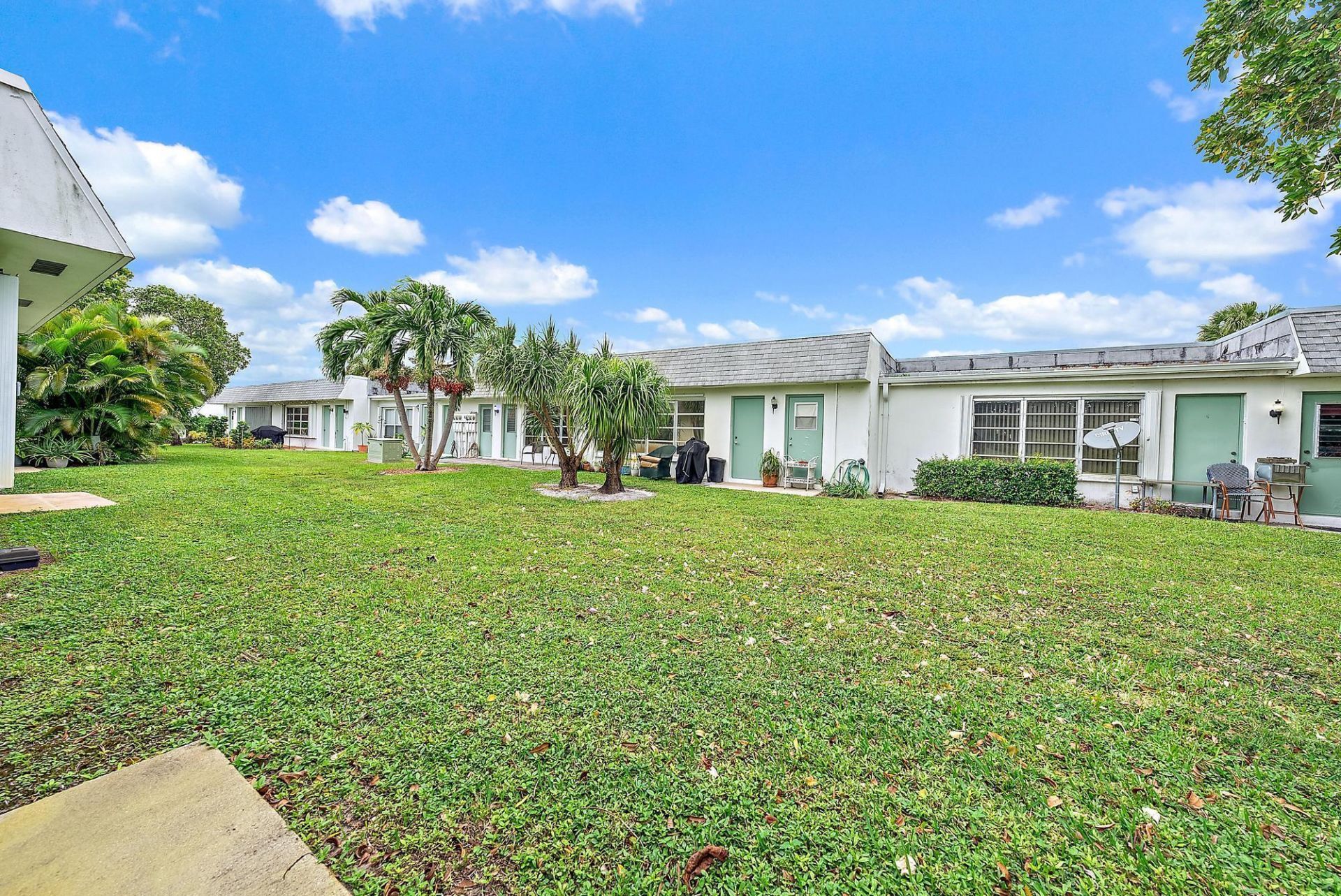 2638 Gately Drive E, Unit 45, West Palm Beach, FL 33415 Photo