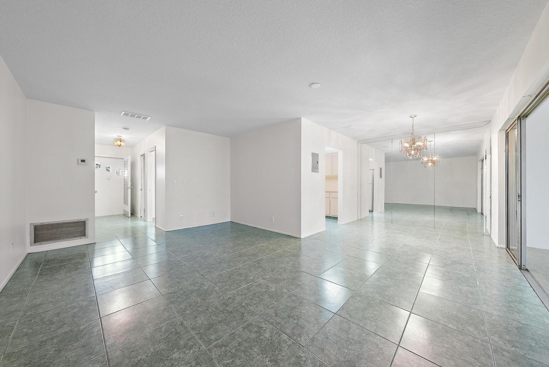 2638 Gately Drive E, Unit 45, West Palm Beach, FL 33415 Photo