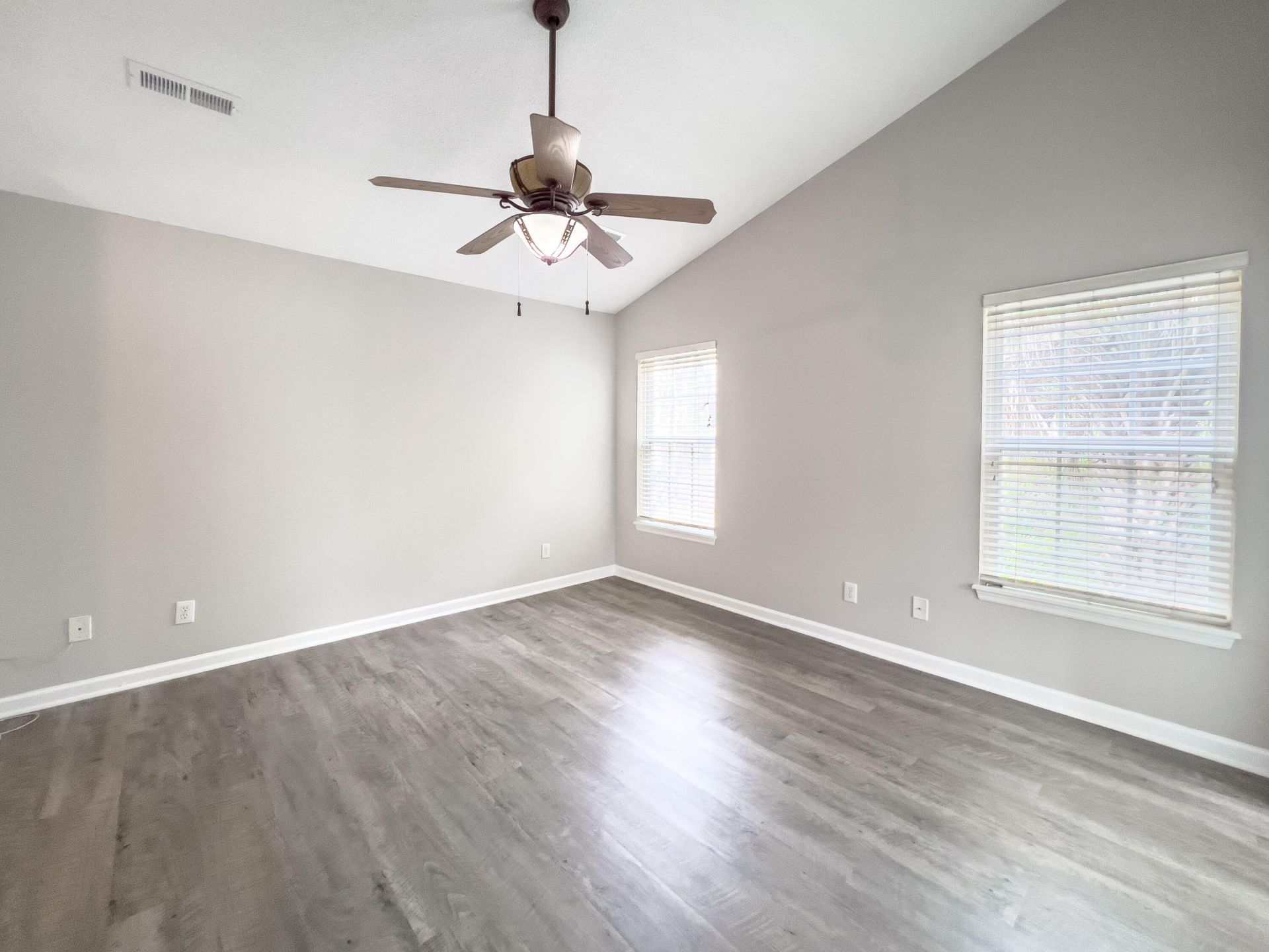 307 Sunburst Way Photo 14