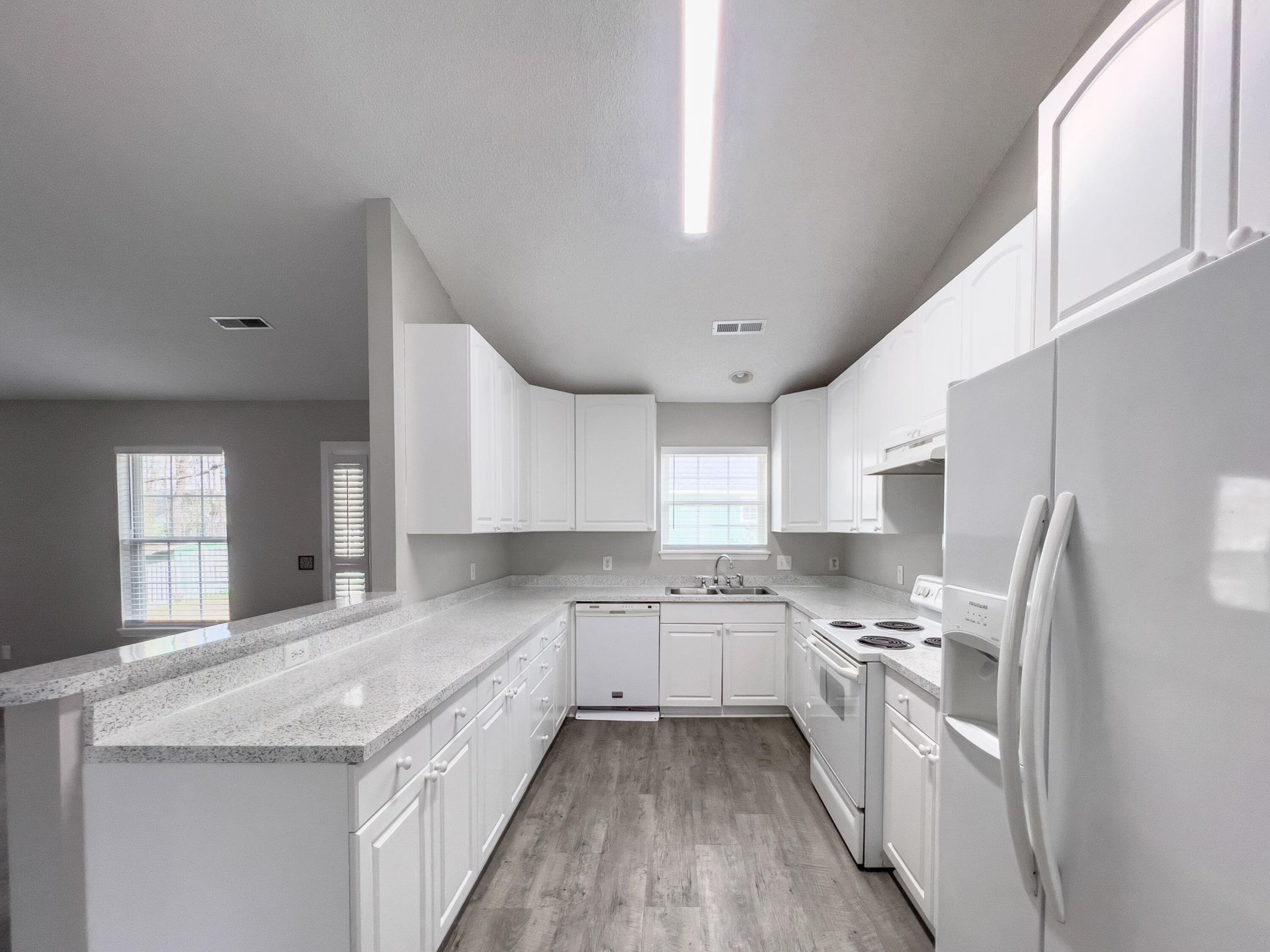 307 Sunburst Way Photo 5