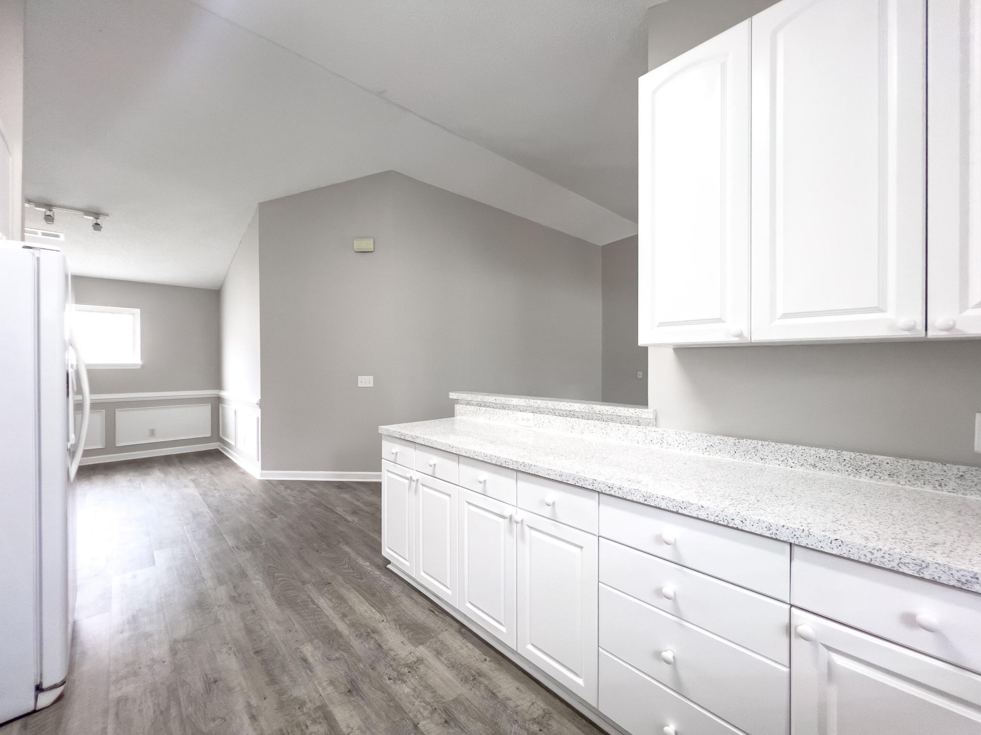 307 Sunburst Way Photo 7