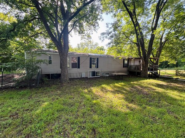 206 E Kentucky Avenue, Tishomingo, OK 73460