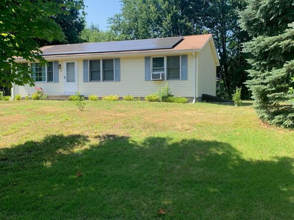 79 Cambridge Drive , Red Hook, NY 12571