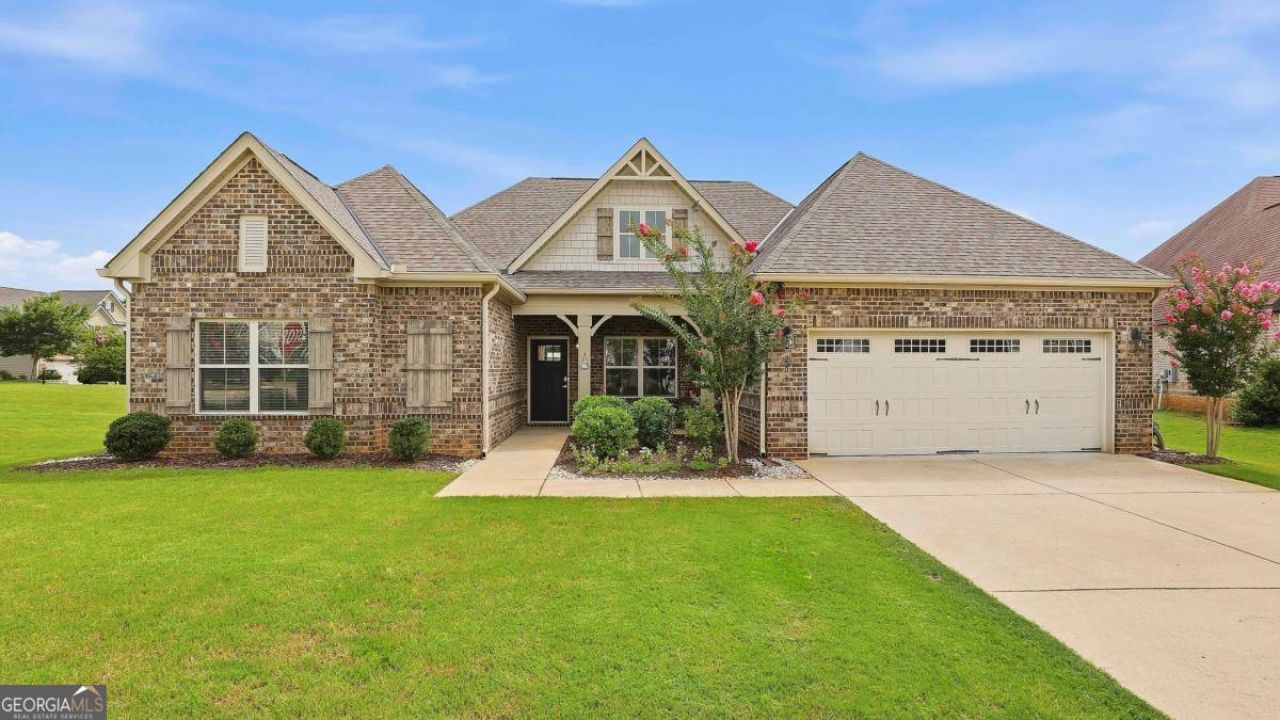 203 Lagoon Street, Lagrange, GA 30241 Main Photo