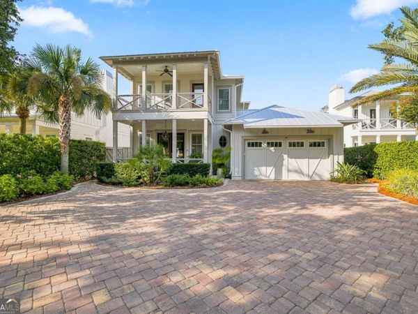 45 Glynn Oaks Lane, St. Simons Island, GA 31522