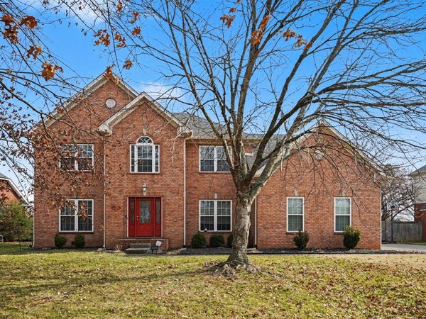 1823 Joben Dr , Murfreesboro, TN 37128