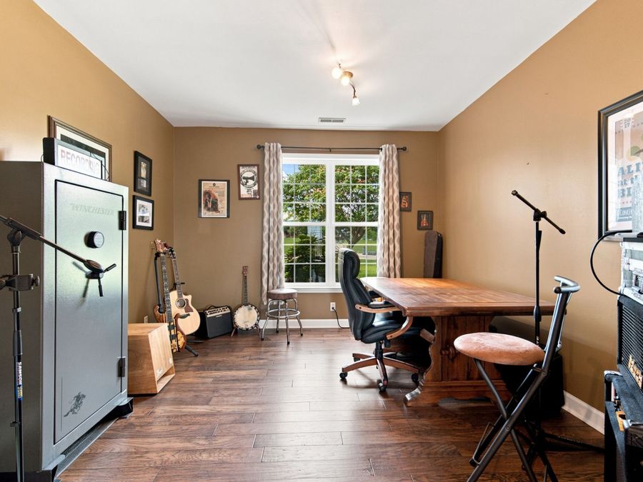 Property Image 25