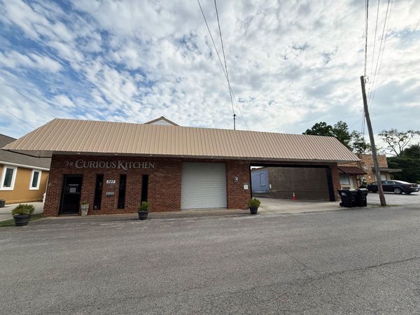 327 E State St , Murfreesboro, TN 37130