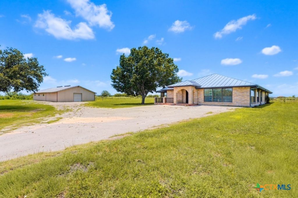 166 Lower Seguin Road , Marion, TX 78124 Main Photo