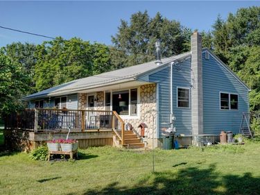 2664 Limerick Road , Piffard, NY 14533
