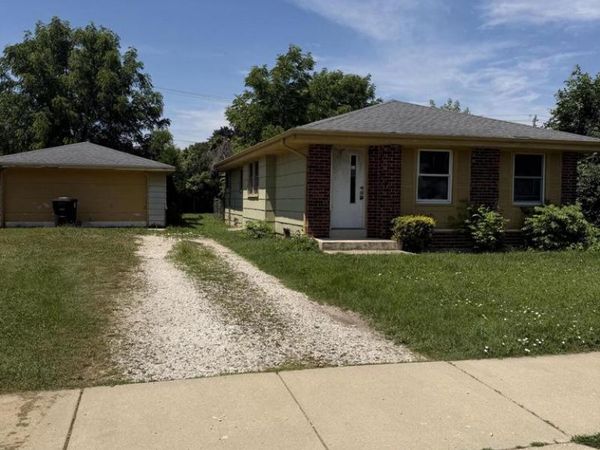 6047 S Elaine AVENUE, Cudahy, WI 53110