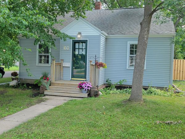 701 W Laurel Street, Fergus Falls, MN 56537