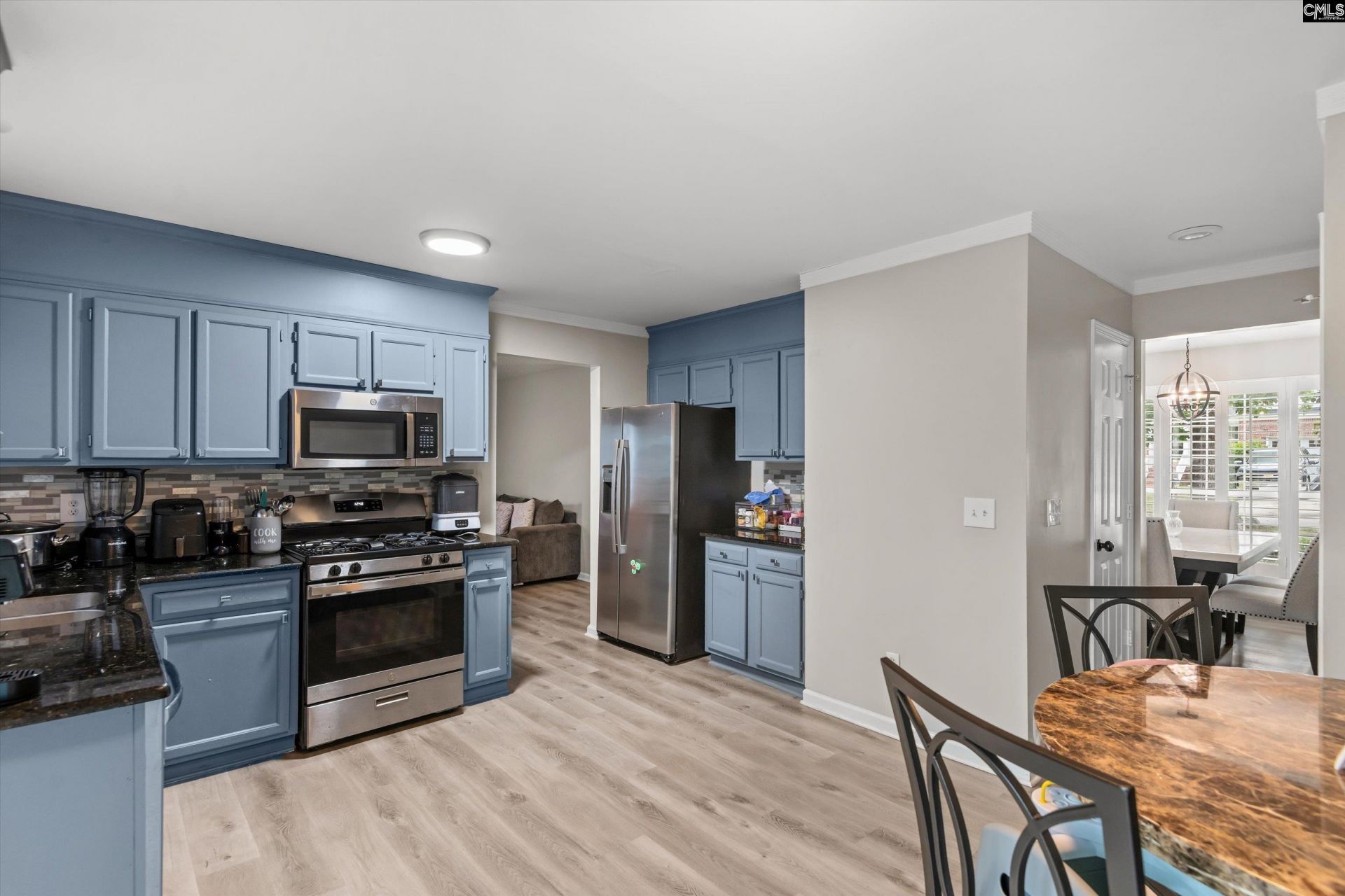 11 Red Cedar Drive  Photo 12