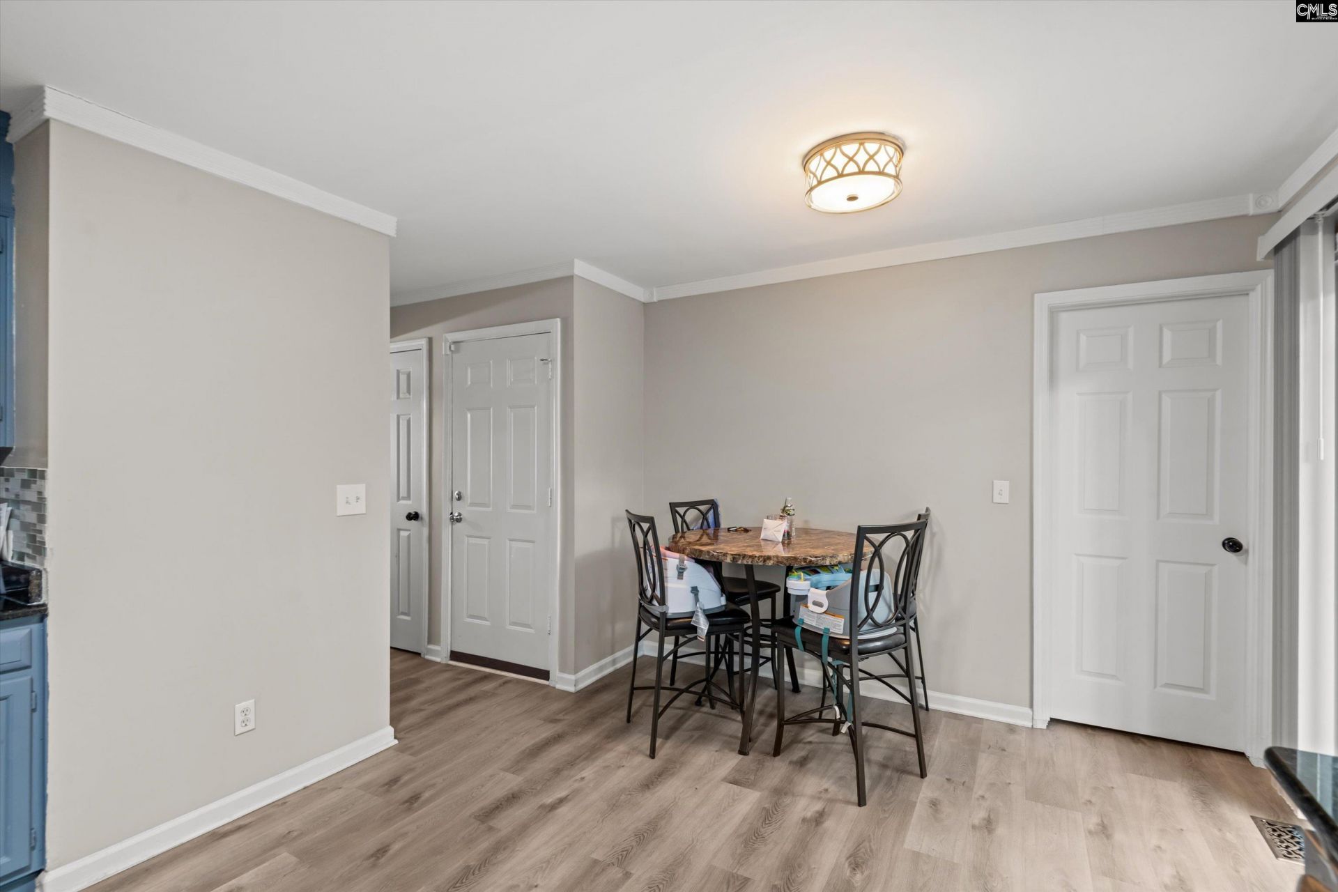11 Red Cedar Drive  Photo 13