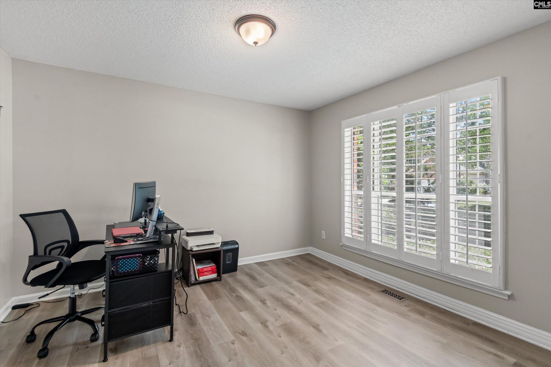 11 Red Cedar Drive  Photo 14
