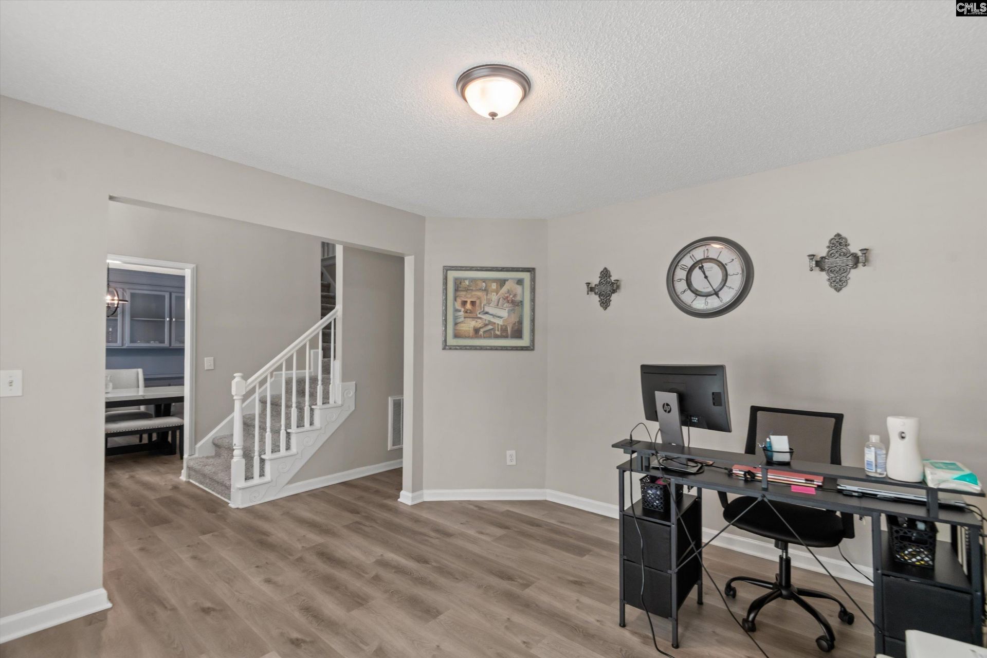 11 Red Cedar Drive  Photo 16