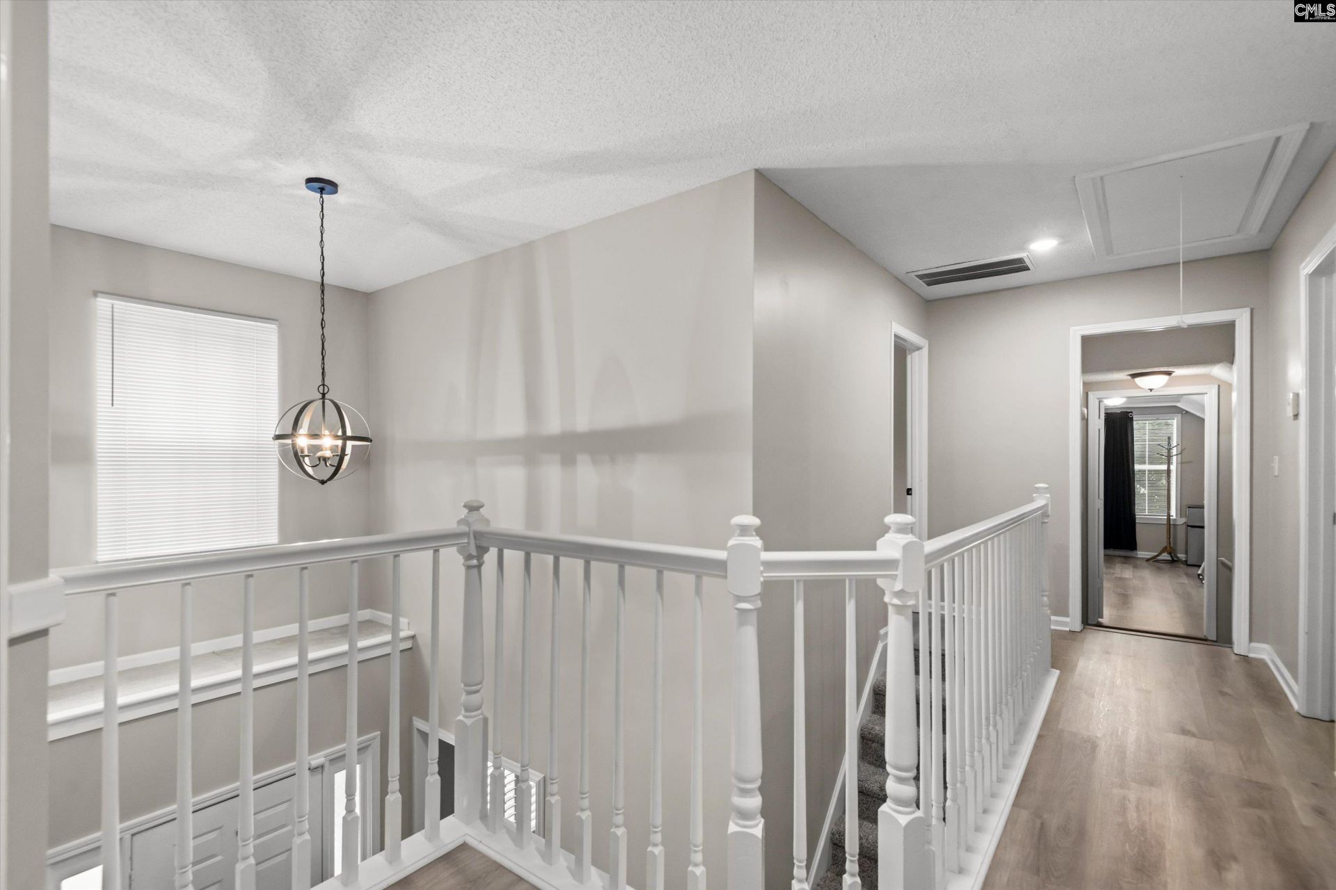 11 Red Cedar Drive  Photo 18