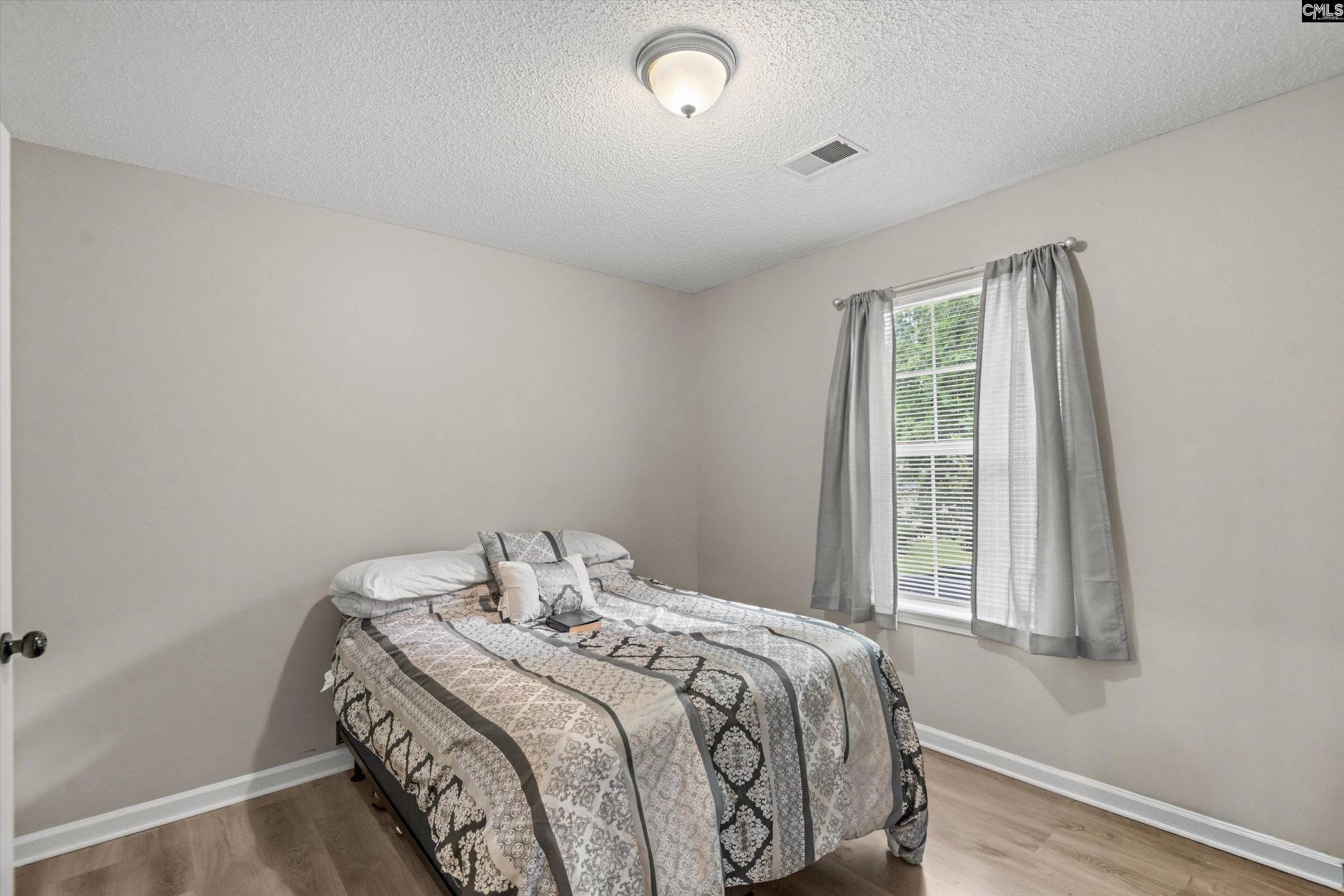 11 Red Cedar Drive  Photo 26