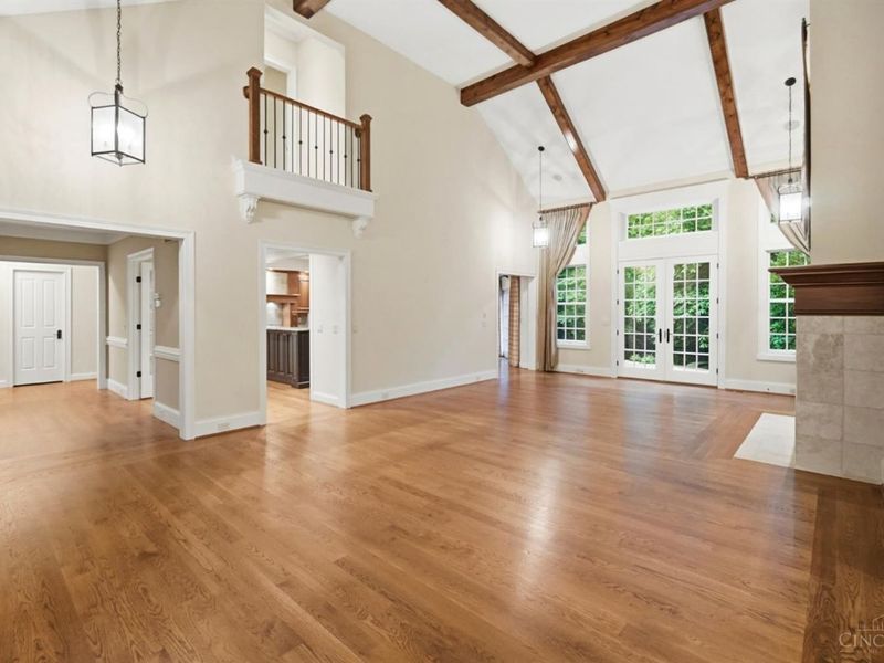 8100 Chinquapin Lane, Indian Hill, OH 45243 Photo 6