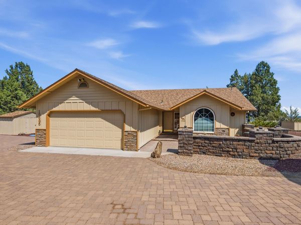 15565 SW Chinook Drive, Terrebonne, OR 97760