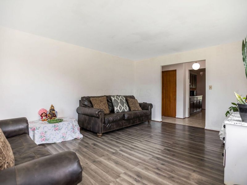1616 Sienna Lane N, Columbus, OH 43229 Photo 8