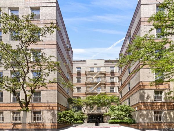 75 Bank Street , Unit 1B, New York (Manhattan), NY 10014