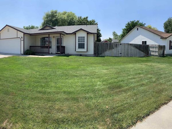 509 Cedar Park Ln, Nampa, ID 83686