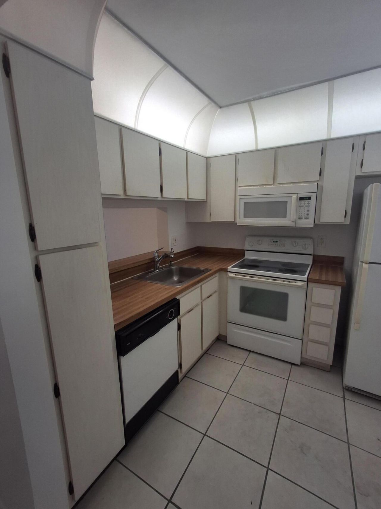 8770 Royal Palm Boulevard, Unit 105-2, Coral Springs, FL 33065 Photo