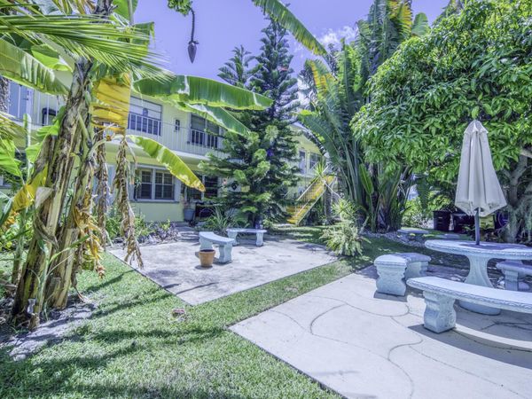 216 N FEDERAL Highway, Unit 8, Lake Worth Beach, FL 33460