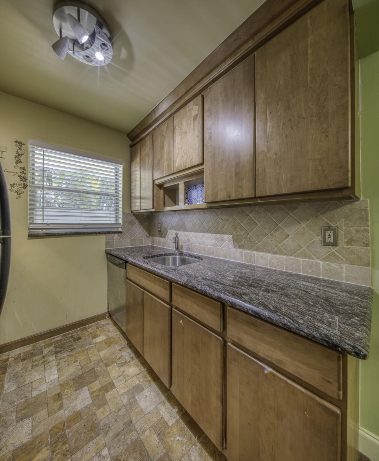 216 N Federal Highway, Unit 8, Lake Worth Beach, FL 33460 Photo
