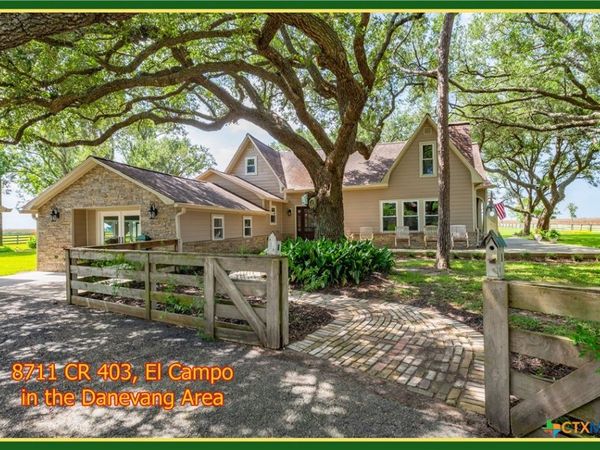8711 County Road 403 , El Campo, TX 77437