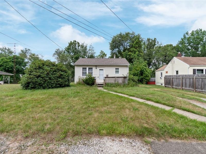 731 14th Street SE, Massillon, OH 44646 Photo 1