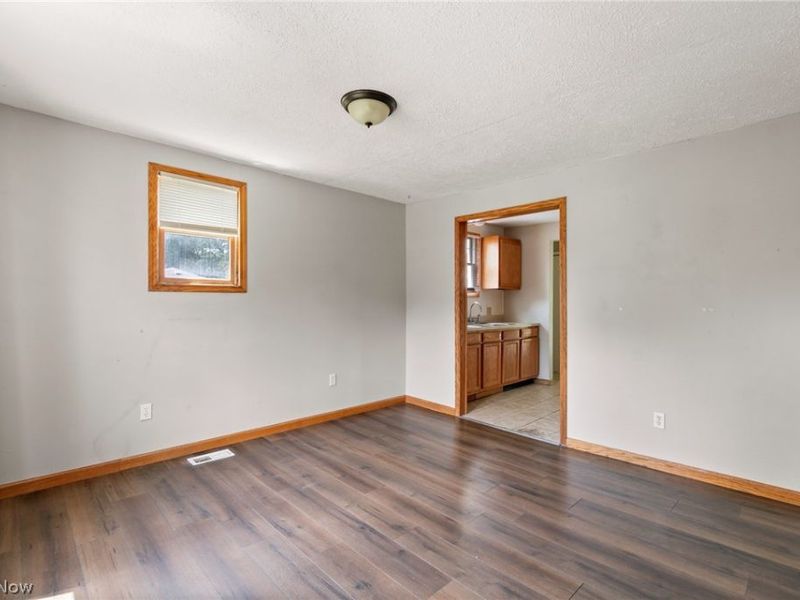 731 14th Street SE, Massillon, OH 44646 Photo 3