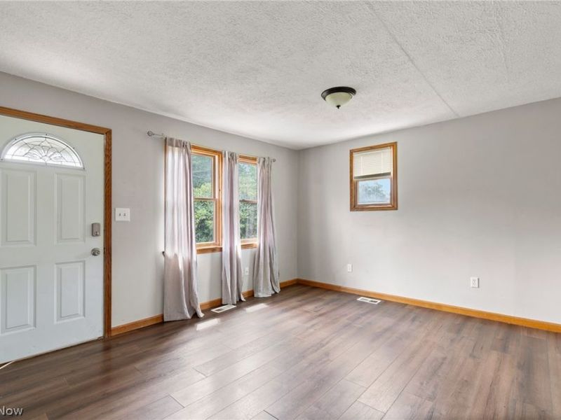731 14th Street SE, Massillon, OH 44646 Photo 4