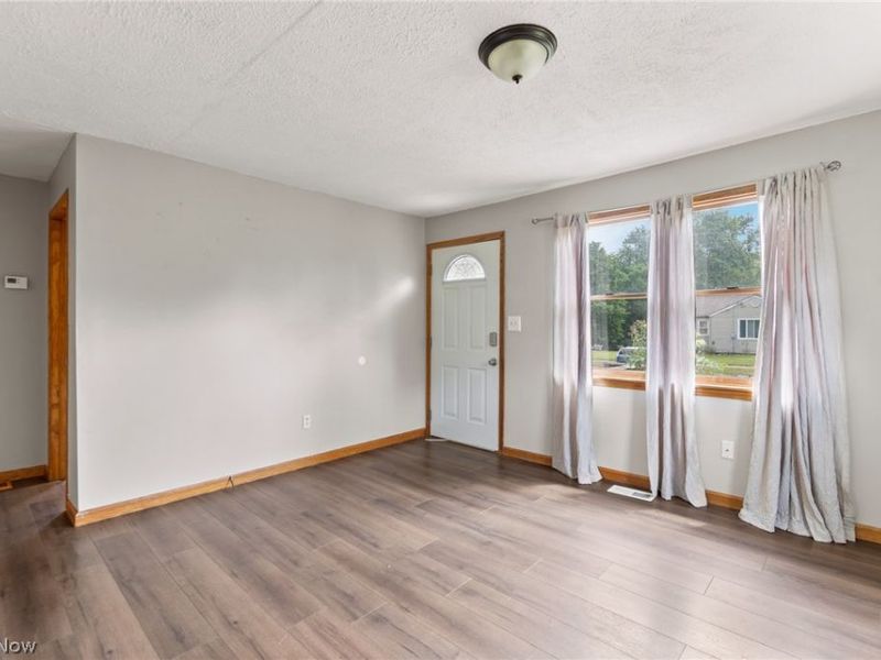 731 14th Street SE, Massillon, OH 44646 Photo 5