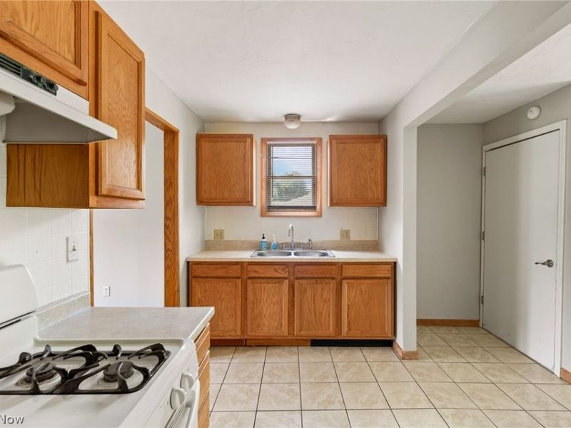 731 14th Street SE, Massillon, OH 44646 Photo 8