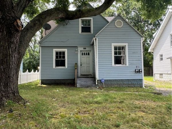 972 Hunt Street , Akron, OH 44306