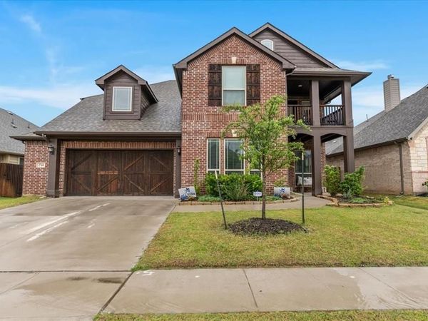 2760 Richard Street, Burleson, TX 76028