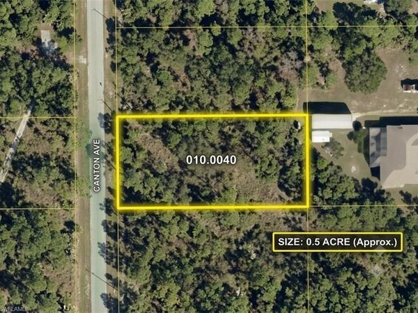 1218 Canton AVE, LEHIGH ACRES, FL 33972