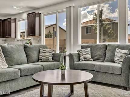 10677 Foxberry Park Drive, Reno, NV 89521 Photo