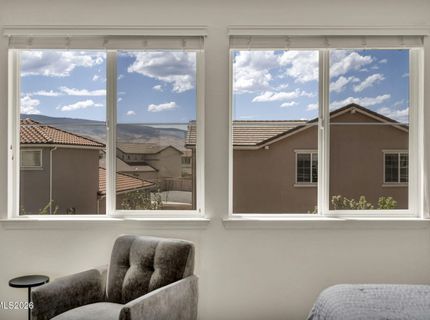10677 Foxberry Park Drive, Reno, NV 89521 Photo