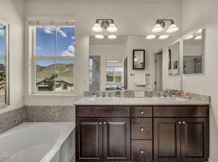 10677 Foxberry Park Drive, Reno, NV 89521 Photo
