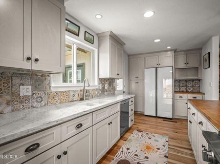 10750 Whitehawk Drive, Reno, NV 89508 Photo