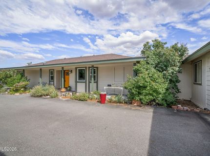 10750 Whitehawk Drive, Reno, NV 89508 Photo