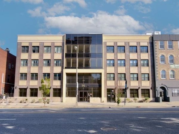 90 Clinton Ave, Newark, NJ 07114