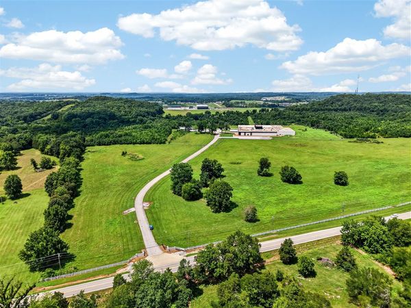 1500 W 9th Street , Russellville, KY 42276