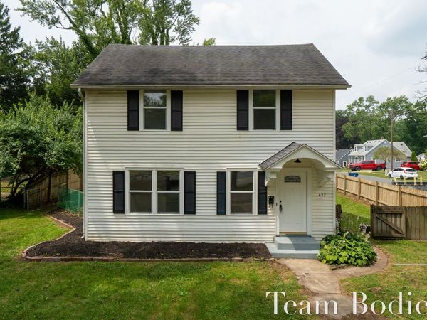627 Pinehurst Boulevard, Kalamazoo, MI 49006
