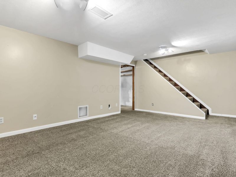 5892 Snowdrop Avenue, Galloway, OH 43119 Photo 29